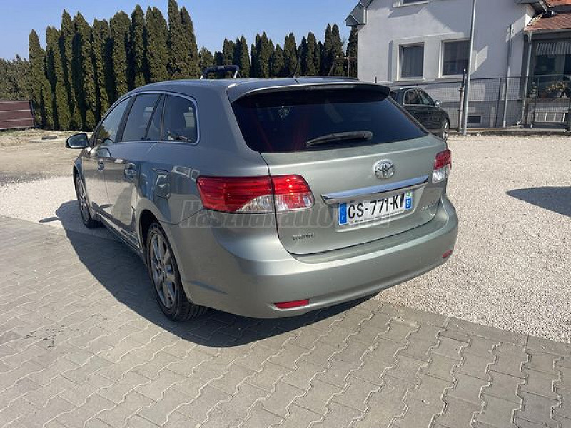 Toyota Avensis 2.0 D-4D Executive kombi 2013/04 Euro5 - 4. kép - TS Hungária Auto Trade Kft., Használtató-kereskedés
