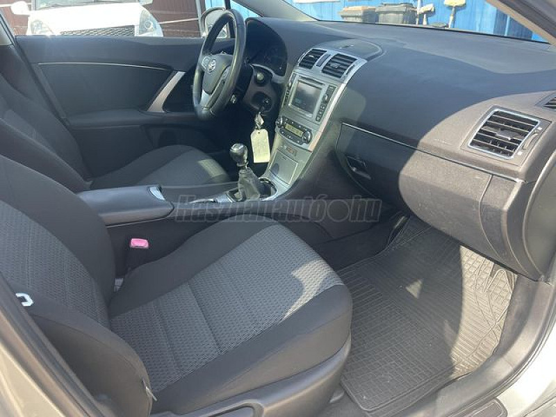 Toyota Avensis 2.0 D-4D Executive kombi 2013/04 Euro5 - 10. kép - TS Hungária Auto Trade Kft., Használtató-kereskedés
