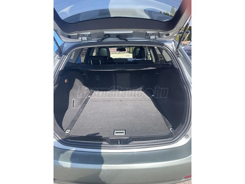 Toyota Avensis 2.0 D-4D Executive kombi 2013/04 Euro5 - 13. kép - TS Hungária Auto Trade Kft., Használtató-kereskedés