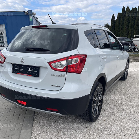 Suzuki SX4 S-Cross 1.6 benzines Top 4WD Automata Euro 6/b 2014/10 - 3. kép