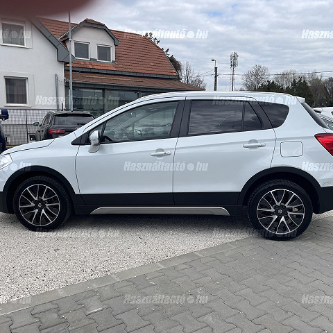 Suzuki SX4 S-Cross 1.6 benzines Top 4WD Automata Euro 6/b 2014/10 - 5. kép