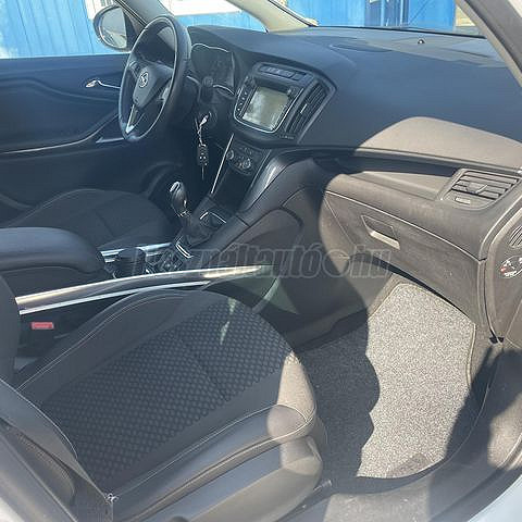 Opel Zafira Tourer 1.4 Turbo Excellence 7személyes 2016/11 Euro6 - 9. kép