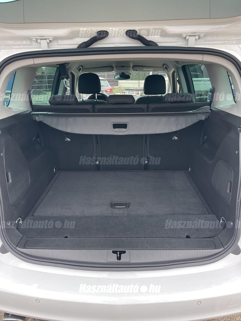 Opel Zafira Tourer 2.0 CDTI Active 2017/06 EURO6 - 13. kép - TS Hungária Auto Trade Kft., Használtató-kereskedés