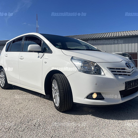 Toyota Verso 1.8 Travel 5 személyes Euro5 2012/11 - 2. kép