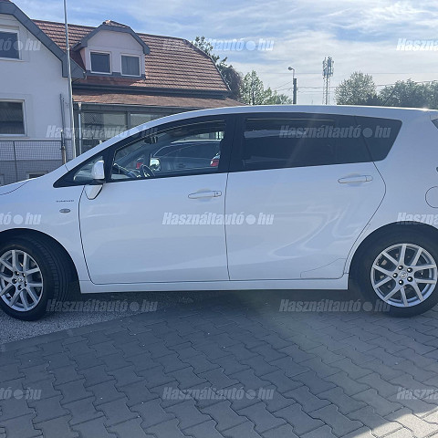 Toyota Verso 1.8 Travel 5 személyes Euro5 2012/11 - 4. kép