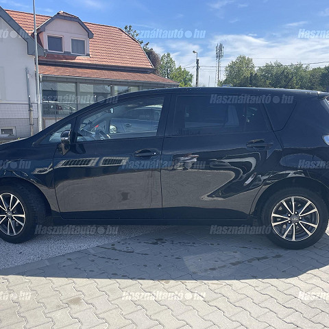 Toyota Verso 1.6 Active benzines 7 személyes 2014/12 - 4. kép