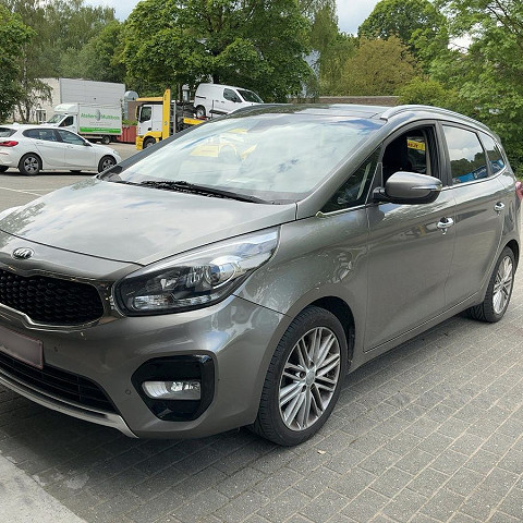 Kia Carens 1.6 GDI Attract 7személyes Euro6/b 2018/08 