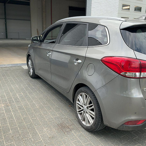 Kia Carens 1.6 GDI Attract 7személyes Euro6/b 2018/08  - 4. kép