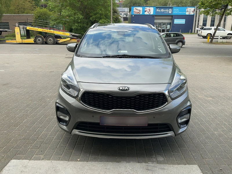 Kia Carens 1.6 GDI Attract 7személyes Euro6/b 2018/08  - 7. kép - TS Hungária Auto Trade Kft., Használtató-kereskedés