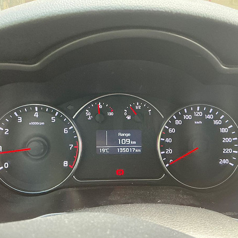 Kia Carens 1.6 GDI Attract 7személyes Euro6/b 2018/08  - 8. kép