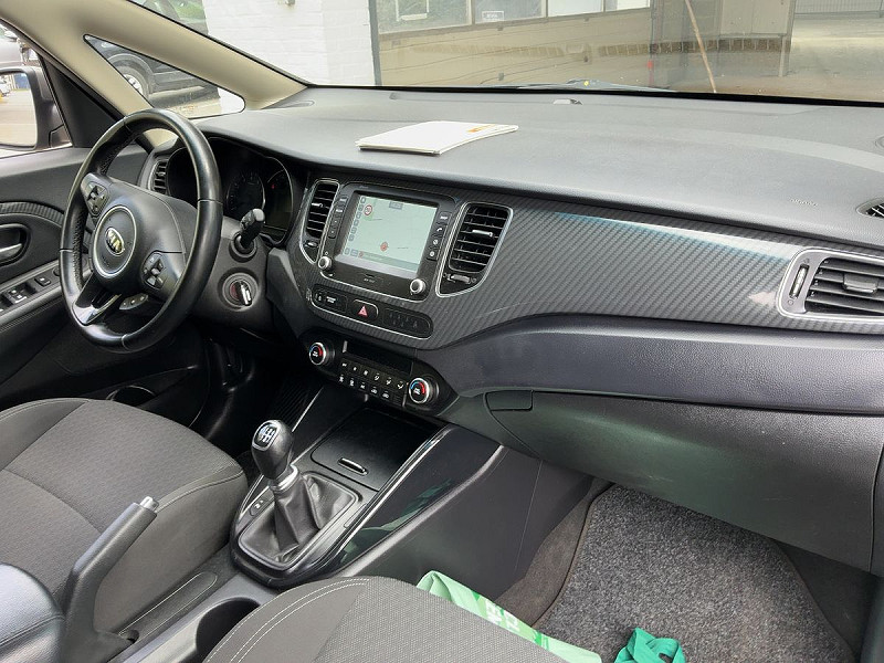 Kia Carens 1.6 GDI Attract 7személyes Euro6/b 2018/08  - 10. kép - TS Hungária Auto Trade Kft., Használtató-kereskedés
