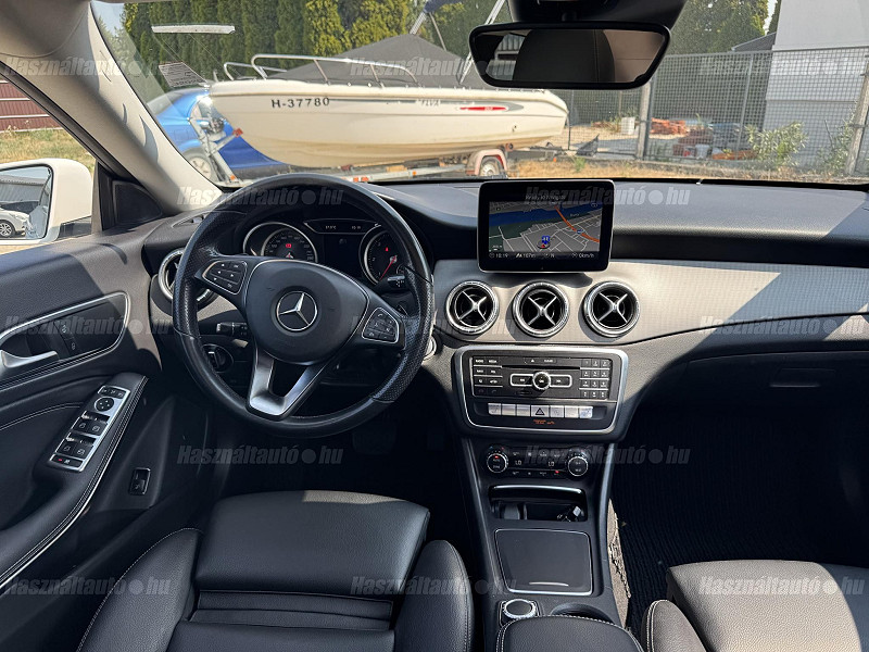 Mercedes-Benz CLA-Klasse CLA 200 d Shooting Brake Edition Urban 2019/07 EURO6 - 8. kép - TS Hungária Auto Trade Kft., Használtató-kereskedés