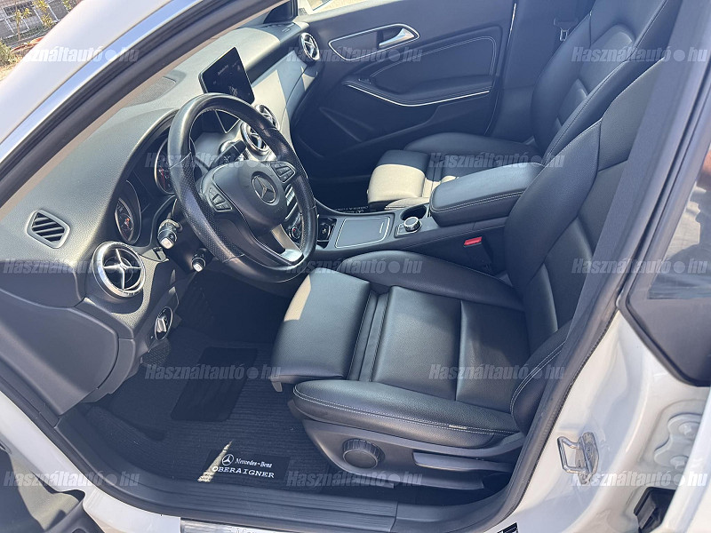 Mercedes-Benz CLA-Klasse CLA 200 d Shooting Brake Edition Urban 2019/07 EURO6 - 9. kép - TS Hungária Auto Trade Kft., Használtató-kereskedés