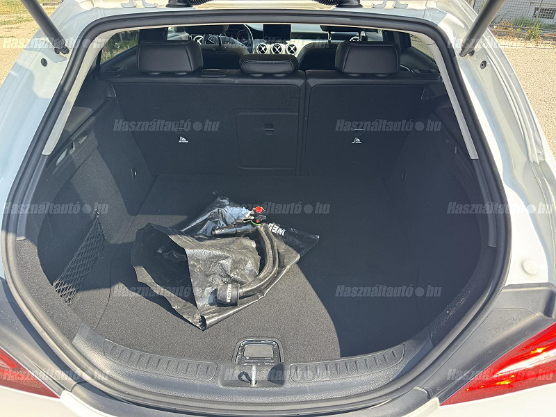 Mercedes-Benz CLA-Klasse CLA 200 d Shooting Brake Edition Urban 2019/07 EURO6 - 11. kép - TS Hungária Auto Trade Kft., Használtató-kereskedés