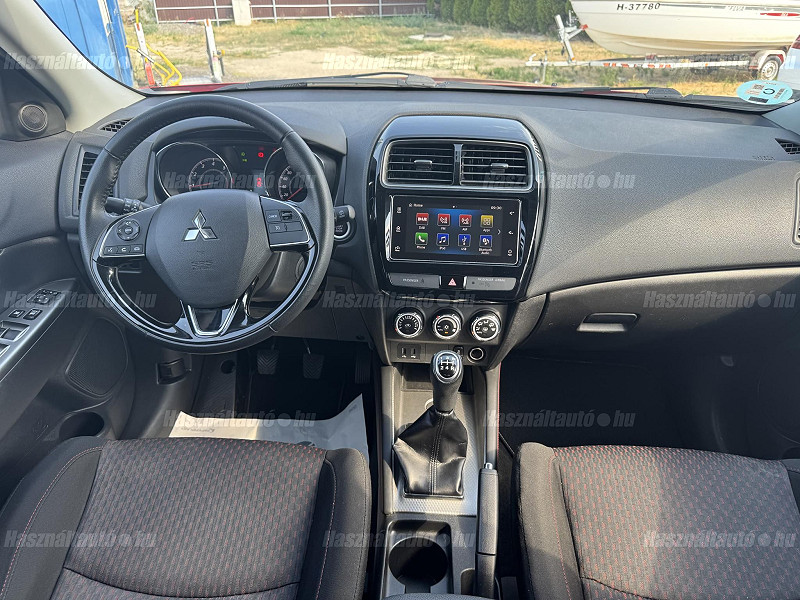 Mitsubishi ASX 1.6 Motion 2WD benzines 2018/02 Euro6 - 8. kép - TS Hungária Auto Trade Kft., Használtató-kereskedés