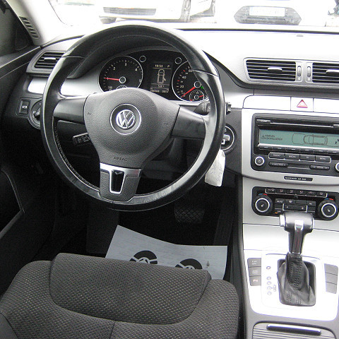 Volkswagen Passat 2.0 CRTDI Comfortline kombi Euro5 DSG 2010/06 - 7. kép