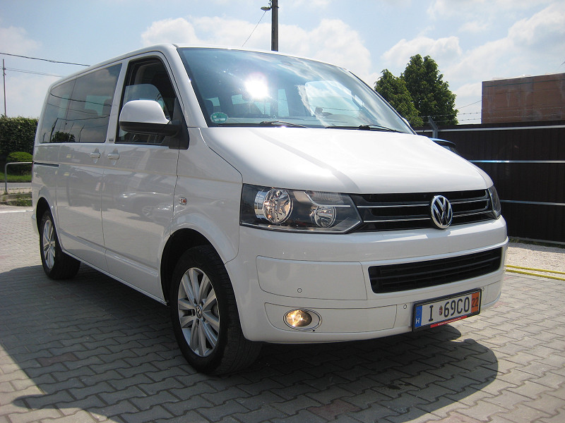 Volkswagen T5 Multivan 2.0 TDI Match 2012/05 - 3. kép - TS Hungária Auto Trade Kft., Használtató-kereskedés