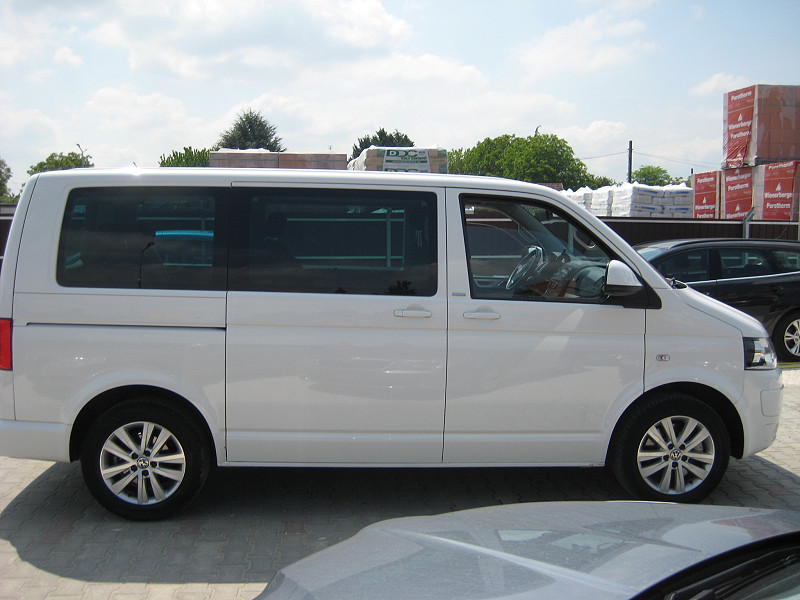 Volkswagen T5 Multivan 2.0 TDI Match 2012/05 - 6. kép - TS Hungária Auto Trade Kft., Használtató-kereskedés