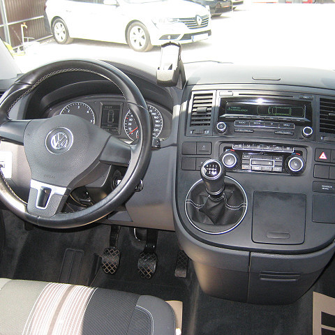 Volkswagen T5 Multivan 2.0 TDI Match 2012/05 - 7. kép