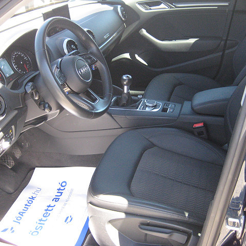 Audi A3 1.5 TSI ACT design 5 ajtós Euro6 2018/04 - 8. kép
