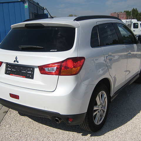 Mitsubishi ASX 2.2 DI-D Instyle 4WD AUTOMATA 2014/05 - 3. kép