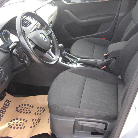 Skoda Octavia 1, 6 CR TDI Style DSG kombi Euro6 2019/05 - 2. kép