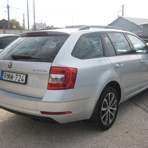 Skoda Octavia 1, 6 CR TDI Style DSG kombi Euro6 2019/05 - 10. kép