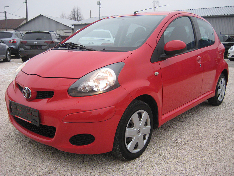 Toyota Aygo 1.0 Blue AC 2009/12  - 2. kép - TS Hungária Auto Trade Kft., Használtató-kereskedés