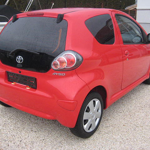 Toyota Aygo 1.0 City 3 ajtós 2009/04 KLÍMÁS - 3. kép