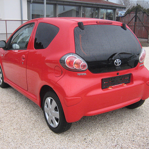 Toyota Aygo 1.0 City 3 ajtós 2009/04 KLÍMÁS - 4. kép