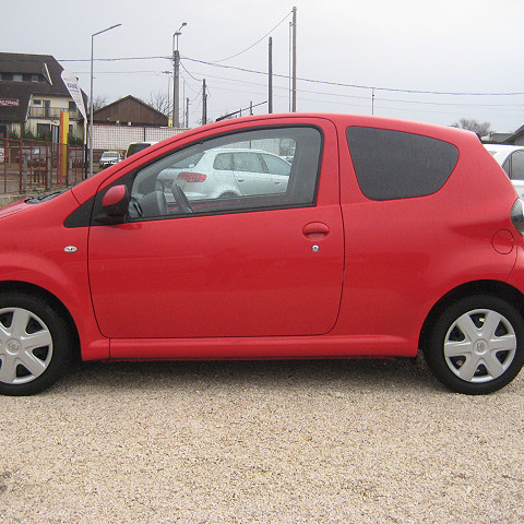 Toyota Aygo 1.0 City 3 ajtós 2009/04 KLÍMÁS - 6. kép