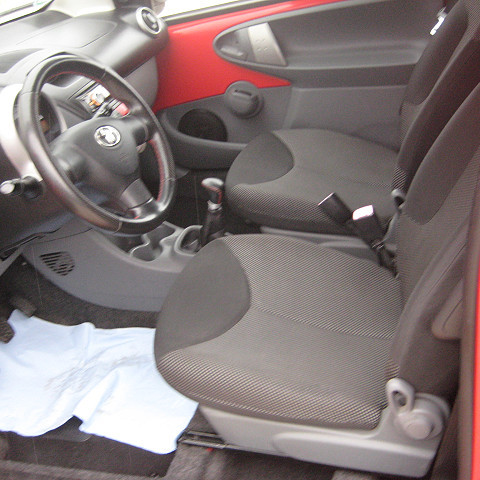 Toyota Aygo 1.0 City 3 ajtós 2009/04 KLÍMÁS - 9. kép