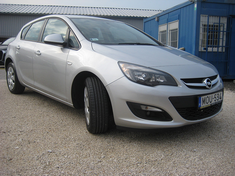 OPEL ASTRA J 1, 6 BENZINES 5 AJTÓS 2013.12 - 3. kép - TS Hungária Auto Trade Kft., Használtató-kereskedés