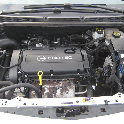 OPEL ASTRA J 1, 6 BENZINES 5 AJTÓS 2013.12 - 11. kép