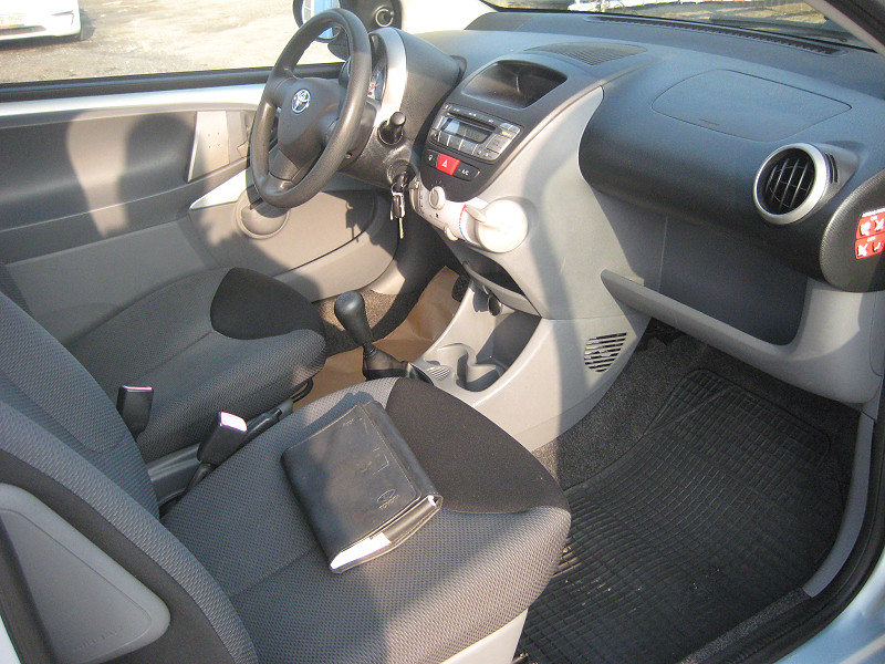 Toyota Aygo 1.0 A/C 2006/11 - 10. kép - TS Hungária Auto Trade Kft., Használtató-kereskedés