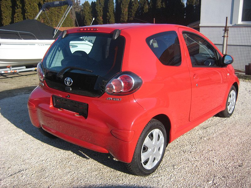 Toyota Aygo 1.0 City 3 ajtós 2009/04 - 4. kép - TS Hungária Auto Trade Kft., Használtató-kereskedés