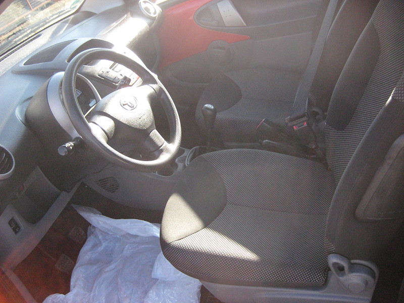 Toyota Aygo 1.0 City 3 ajtós 2009/04 - 10. kép - TS Hungária Auto Trade Kft., Használtató-kereskedés
