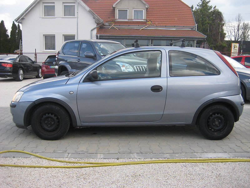 OPEL CORSA C  2003/12 1, 0 3 AJTÓS  - 7. kép - TS Hungária Auto Trade Kft., Használtató-kereskedés