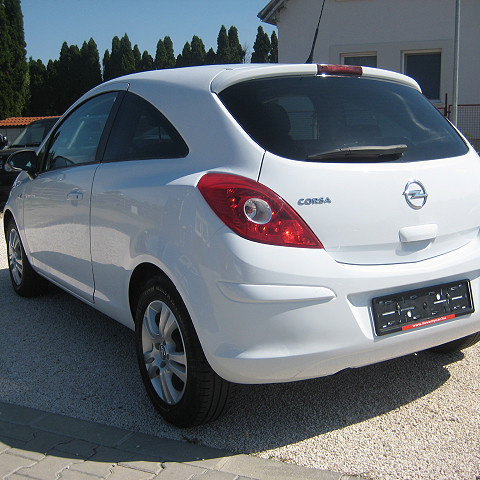 Opel Corsa 1.2 150 ème Anniversaire 2013/04 EURO5 - 4. kép