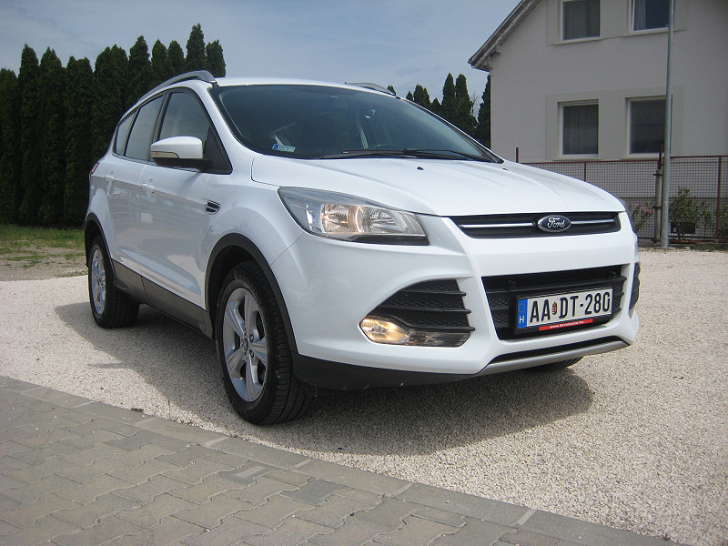 FORD KUGA 2, 0 TDCI TITANIUM 2013/10 EURO5 - 3. kép - TS Hungária Auto Trade Kft., Használtató-kereskedés
