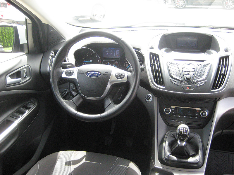 FORD KUGA 2, 0 TDCI TITANIUM 2013/10 EURO5 - 8. kép - TS Hungária Auto Trade Kft., Használtató-kereskedés