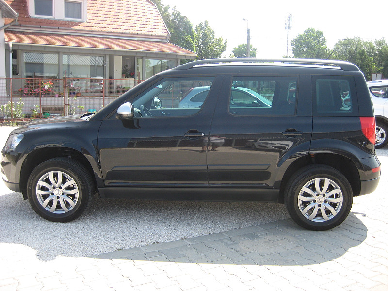 Skoda Yeti 2.0 TDI Ambition Outdoor 2014/05 EURO5 - 5. kép - TS Hungária Auto Trade Kft., Használtató-kereskedés
