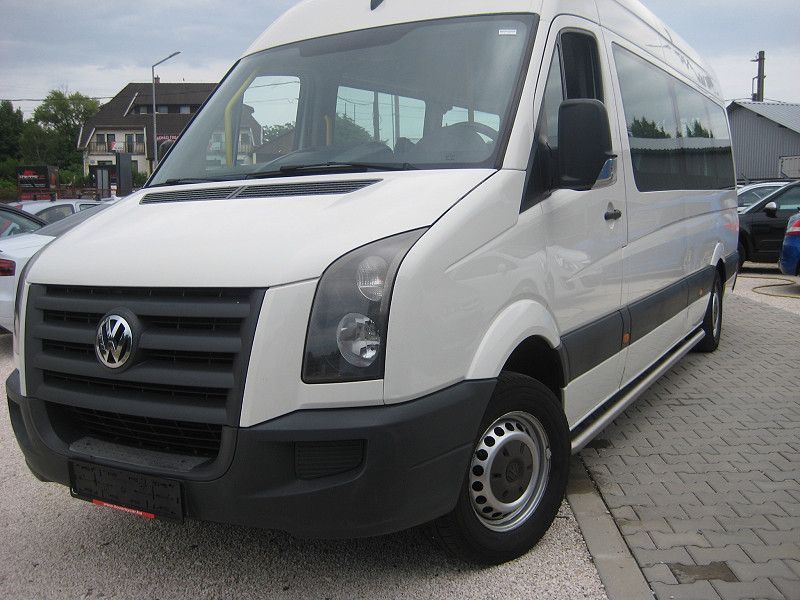 VW CRAFTER BUSZ 2.5 TDI 110LE EURO4 2010/04 - 2. kép - TS Hungária Auto Trade Kft., Használtató-kereskedés