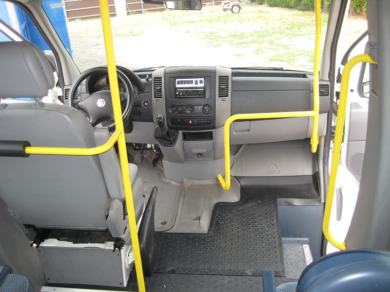 VW CRAFTER BUSZ 2.5 TDI 110LE EURO4 2010/04 - 10. kép - TS Hungária Auto Trade Kft., Használtató-kereskedés