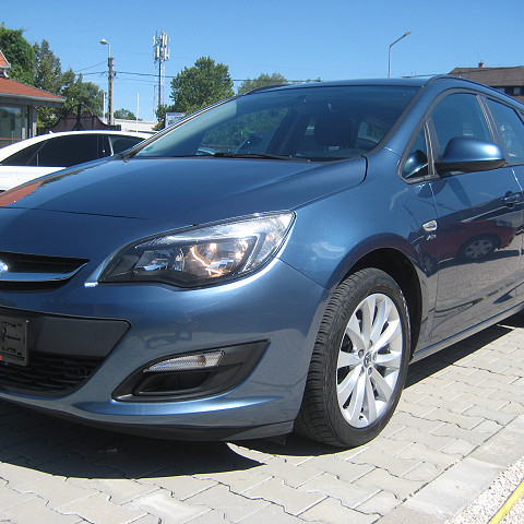 Opel Astra Touruing 1.4 Turbo Active 2013/10 Euro5