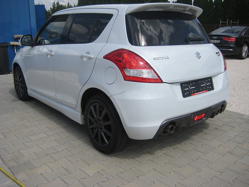 Suzuki Swift 1.6 Sport 5 ajtós EURO5 2013/12 - 7. kép - TS Hungária Auto Trade Kft., Használtató-kereskedés