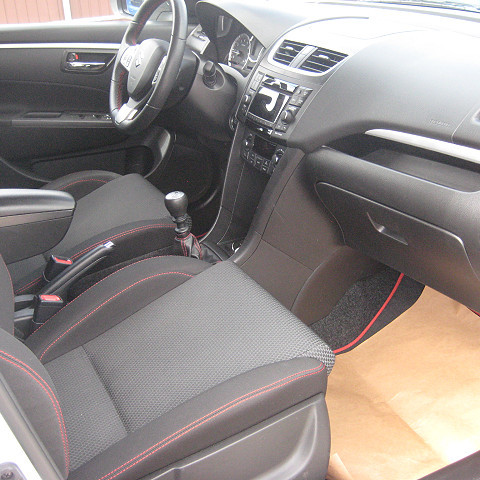 Suzuki Swift 1.6 Sport 5 ajtós EURO5 2013/12 - 9. kép