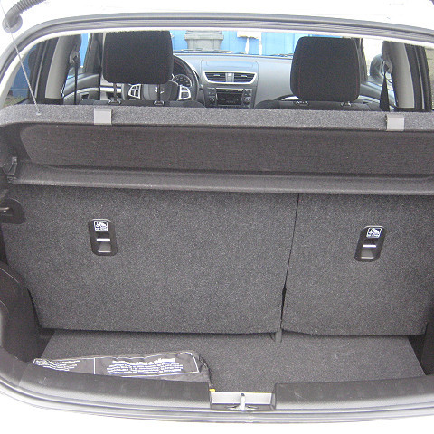 Suzuki Swift 1.6 Sport 5 ajtós EURO5 2013/12 - 12. kép