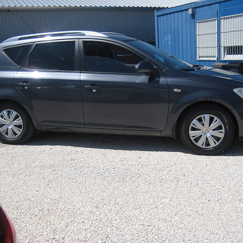 KIA CEED SW KOMBI 1, 6 BENZINES 2009/07 - 5. kép