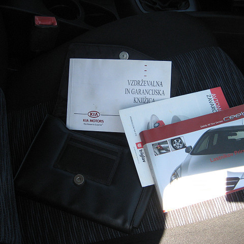 KIA CEED SW KOMBI 1, 6 BENZINES 2009/07 - 10. kép